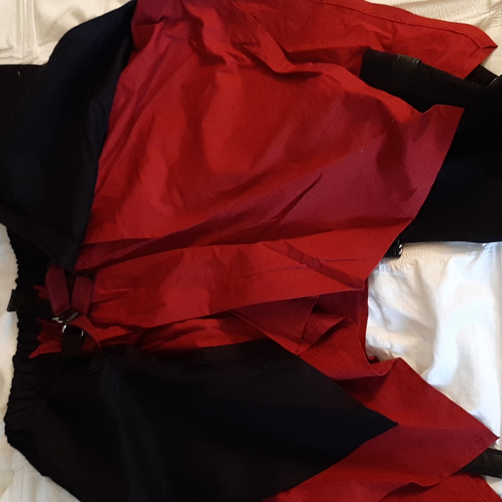Putumayo Red & Black J-rock skirt - Picture 3 of 11
